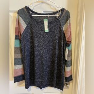 Pink Clover Dark gray sweater with colored sleeves